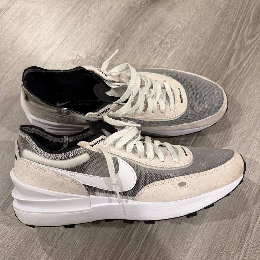 Nike waffle one